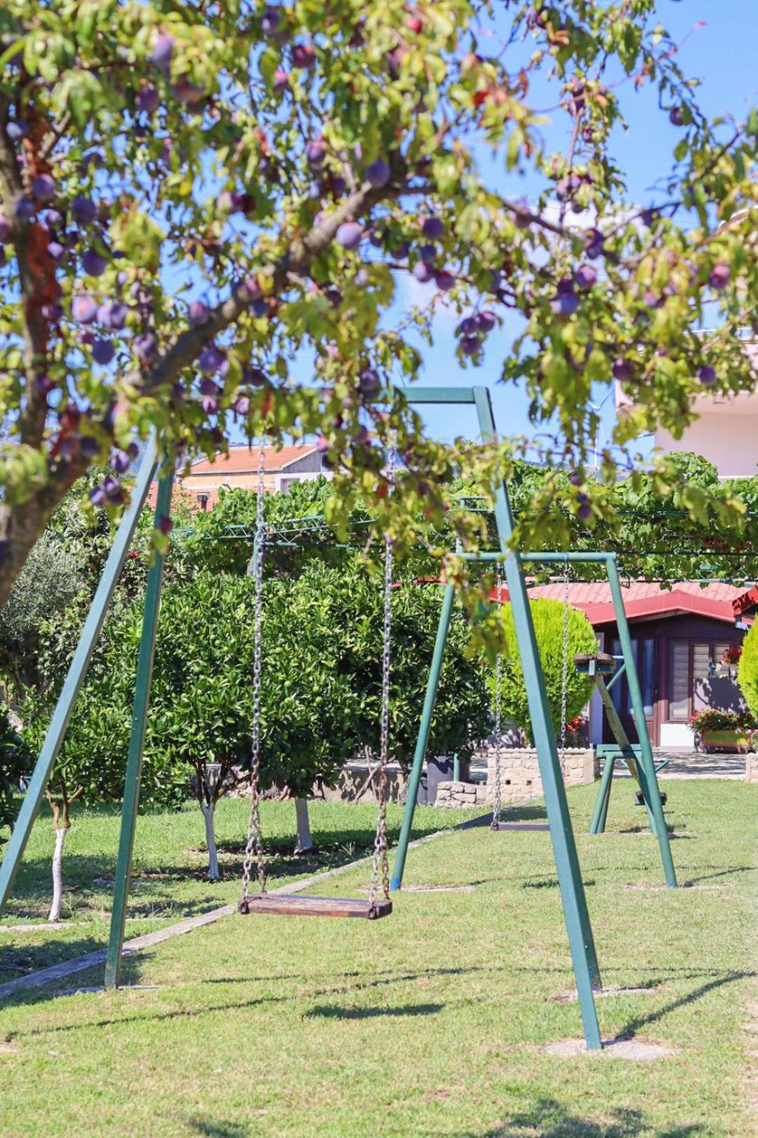 Hilja'S Oliven Garden Bungalows Ulcinj Exterior photo